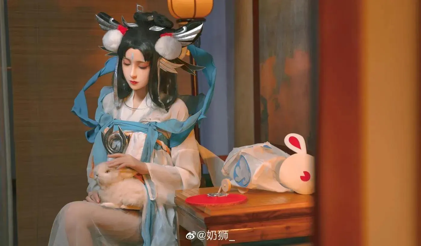 奶狮不咬人 – NO.04 嫦娥如梦令 [14P]插图1